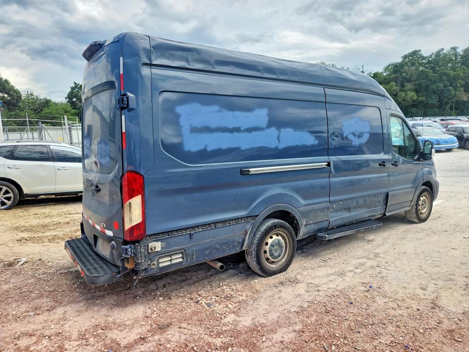 56776856 :رقم المزاد ، 1FTBR3X82LKA86951 vin ، 2020 Ford Transit مزاد بيع