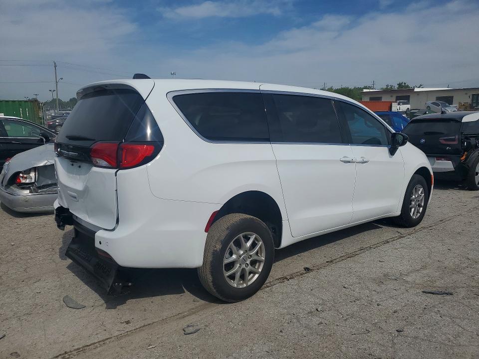 Продаж на аукціоні авто 2025 Chrysler Voyager, vin: 2C4RC1CG3SR533398, номер лоту: 55223316