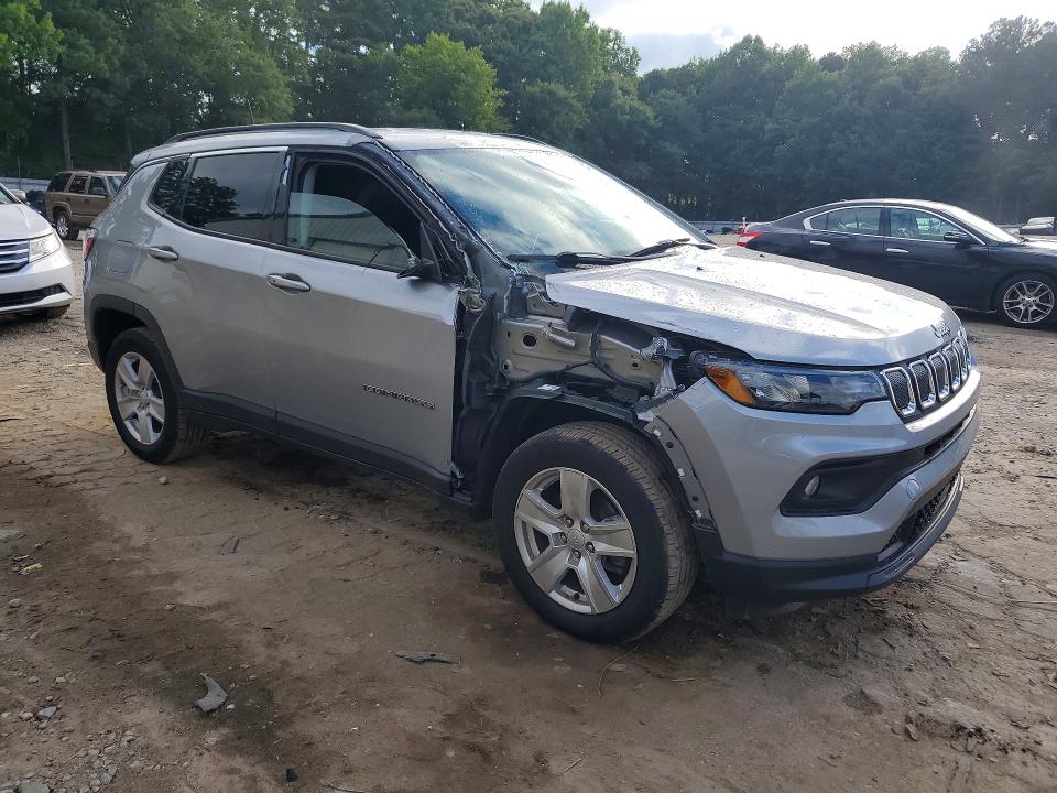 2022 Jeep Compass მანქანა იყიდება აუქციონზე, vin: 3C4NJDBB7NT180645, აუქციონის ნომერი: 58210406