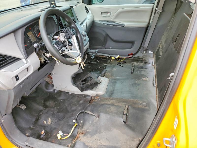 2017 Toyota Sienna მანქანა იყიდება აუქციონზე, vin: 5TDZZ3DC7HS868850, აუქციონის ნომერი: 57136886