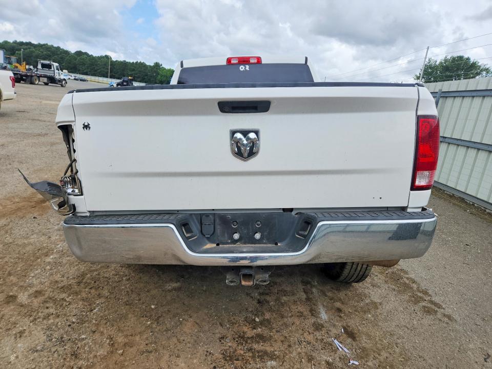 56641756 :رقم المزاد ، 1C6RR6FGXKS630580 vin ، 2019 Ram 1500 Classic مزاد بيع