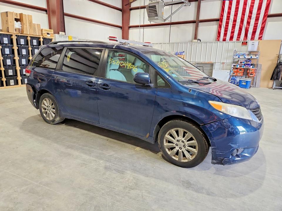 Продажа на аукционе авто 2011 Toyota Sienna, vin: 5TDJK3DCXBS008823, номер лота: 55604906