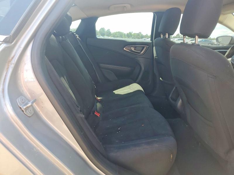 56436946 :رقم المزاد ، 1C3CCCAB0FN677569 vin ، 2015 Chrysler 200 مزاد بيع