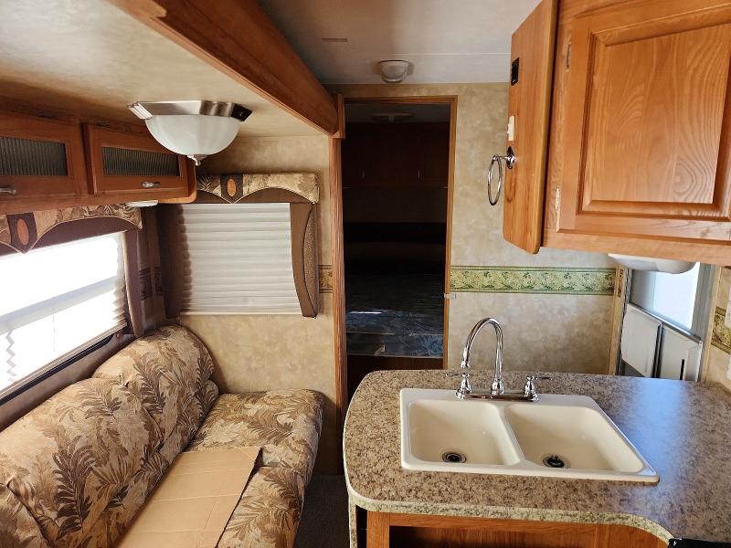 Продажа на аукционе авто 2008 Jayco Jay Flight, vin: 1UJBJ02R687EM0408, номер лота: 58890536