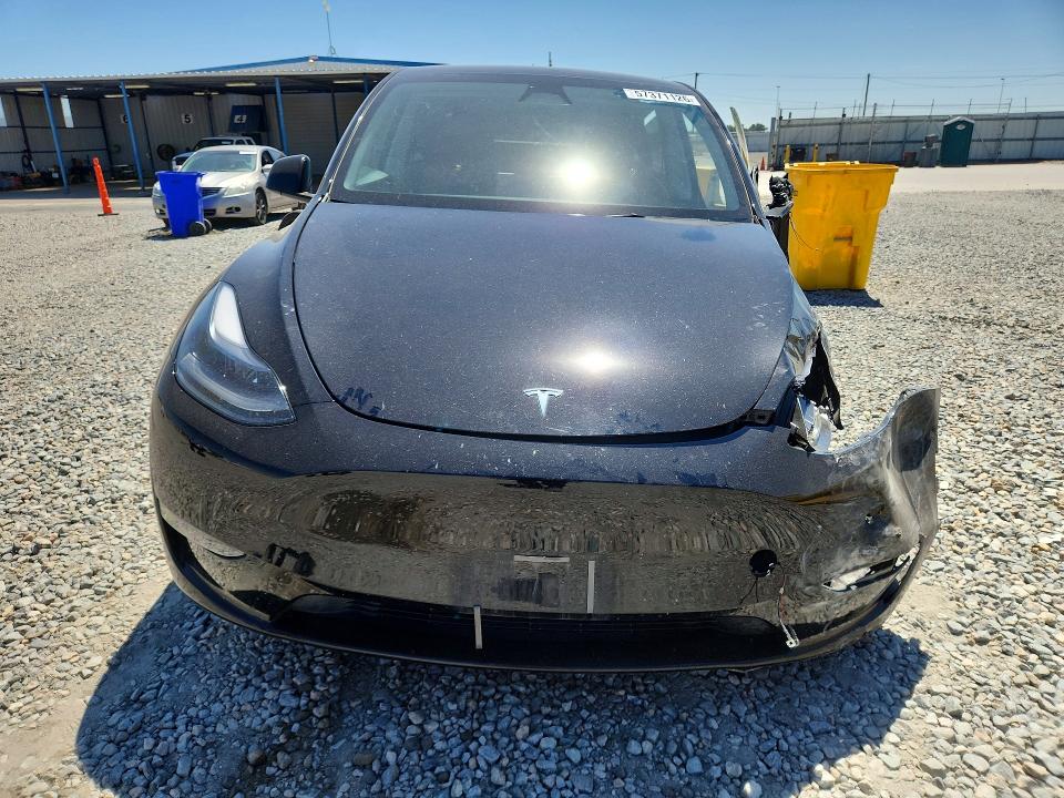 2023 Tesla Model Y მანქანა იყიდება აუქციონზე, vin: 7SAYGDEE6PF944460, აუქციონის ნომერი: 57371126