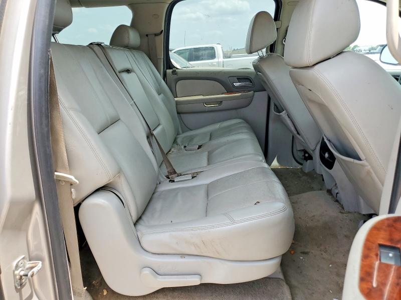 2008 Chevrolet Suburban მანქანა იყიდება აუქციონზე, vin: 1GNFC16038J220079, აუქციონის ნომერი: 58435646