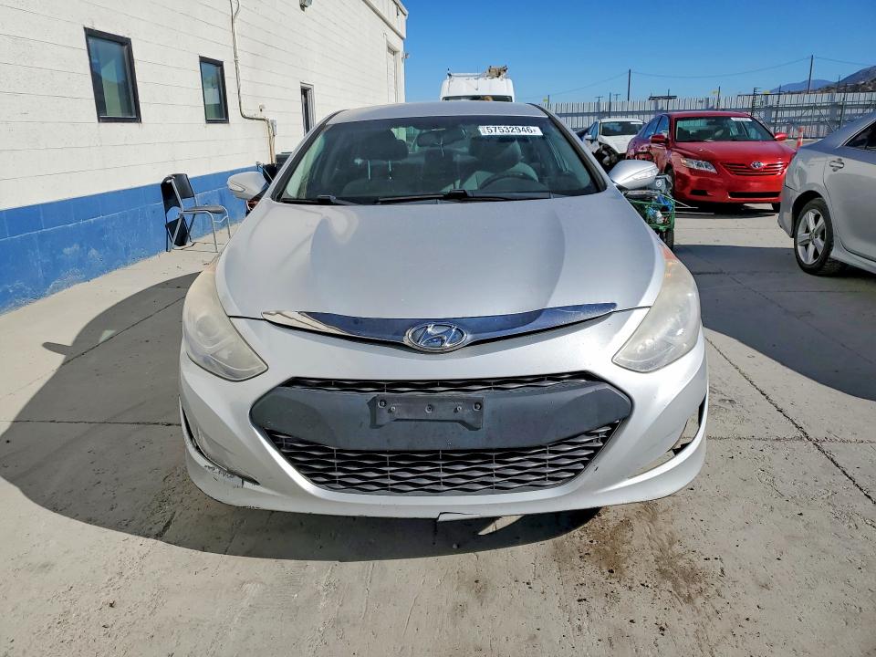 Продажа на аукционе авто 2015 Hyundai Sonata Hybrid, vin: KMHEC4A44FA118427, номер лота: 57532946