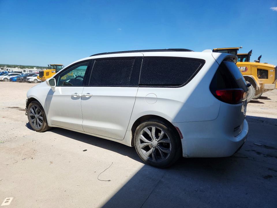 2018 Chrysler Pacifica მანქანა იყიდება აუქციონზე, vin: 2C4RC1BG8JR334010, აუქციონის ნომერი: 56950036