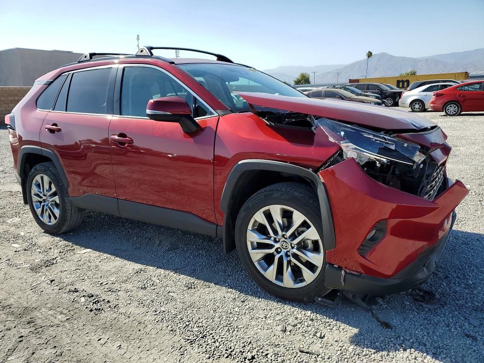 56818946 :رقم المزاد ، 2T3C1RFV2MW150730 vin ، 2021 Toyota Rav4 مزاد بيع