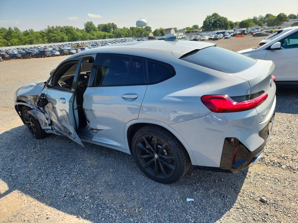 59095146 :رقم المزاد ، 5UX33DT0XN9L15123 vin ، 2022 Bmw X4 مزاد بيع