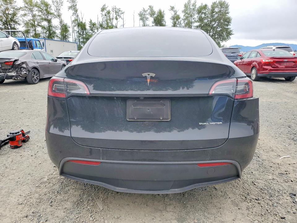 Продаж на аукціоні авто 2025 Tesla Model Y, vin: 7SAYGDEE4SF263951, номер лоту: 56637736