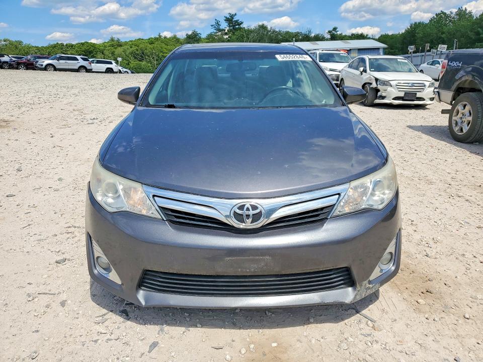 54652846 :رقم المزاد ، 4T4BF1FK2DR294149 vin ، 2013 Toyota Camry مزاد بيع