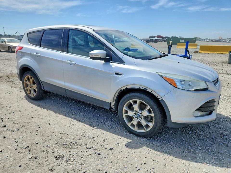 2013 Ford Escape მანქანა იყიდება აუქციონზე, vin: 1FMCU9H92DUA10077, აუქციონის ნომერი: 55978306