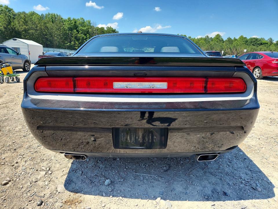 57850636 :رقم المزاد ، 2C3CDYBT8DH536028 vin ، 2013 Dodge Challenger مزاد بيع