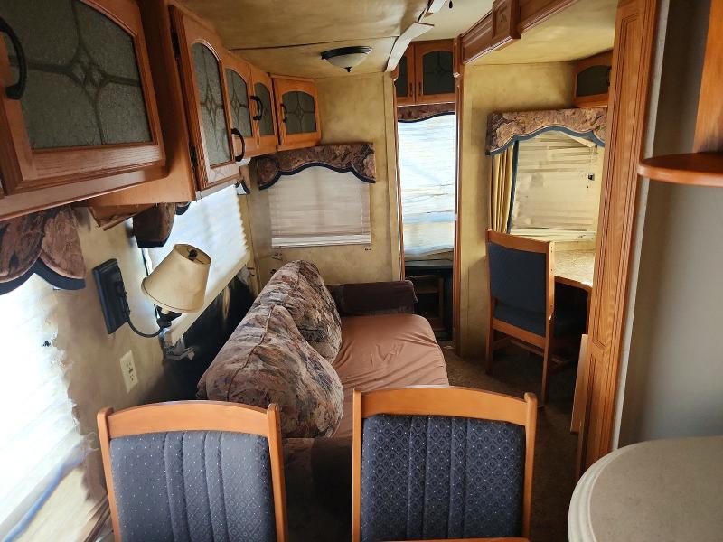 55910146 :رقم المزاد ، 4YDF3402684701444 vin ، 2008 Keystone Keystone مزاد بيع