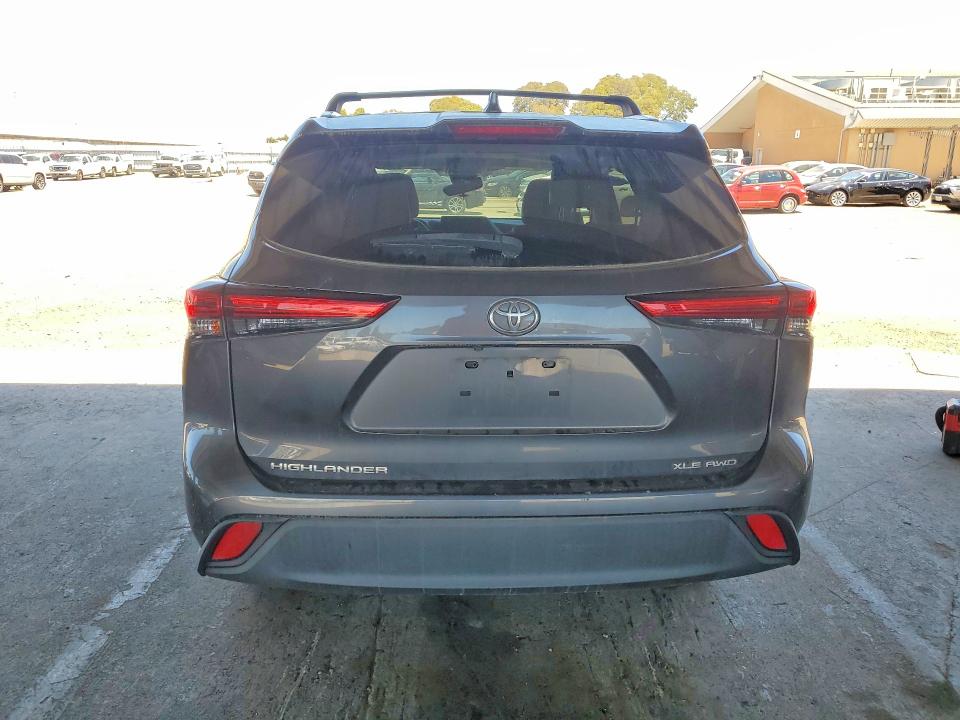 2020 Toyota Highlander მანქანა იყიდება აუქციონზე, vin: 5TDHZRBH1LS030318, აუქციონის ნომერი: 57010756