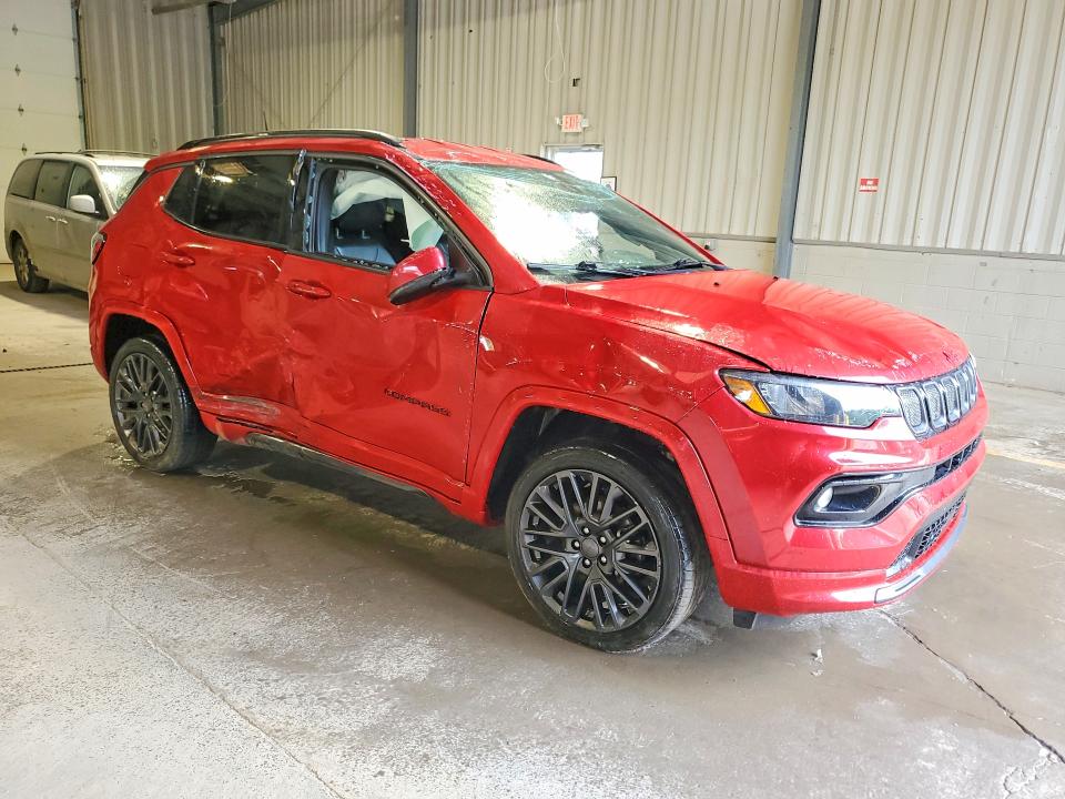 56391676 :رقم المزاد ، 3C4NJDCB6NT185589 vin ، 2022 Jeep Compass مزاد بيع