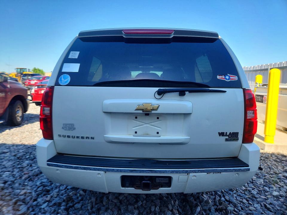 Продажа на аукционе авто 2011 Chevrolet Suburban, vin: 1GNSKKE39BR285904, номер лота: 56839446