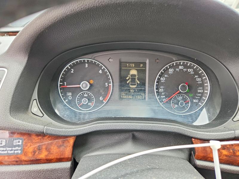 58103786 :رقم المزاد ، 1VWCN7A3XCC005710 vin ، 2012 Volkswagen Passat مزاد بيع
