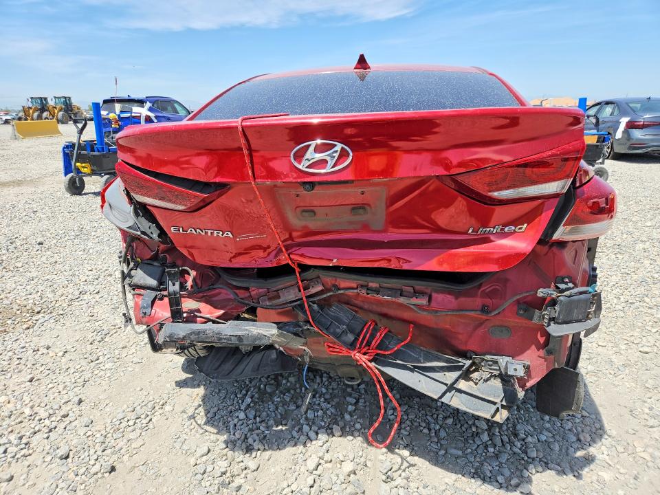 2017 Hyundai Elantra მანქანა იყიდება აუქციონზე, vin: 5NPD84LF5HH156955, აუქციონის ნომერი: 57584746