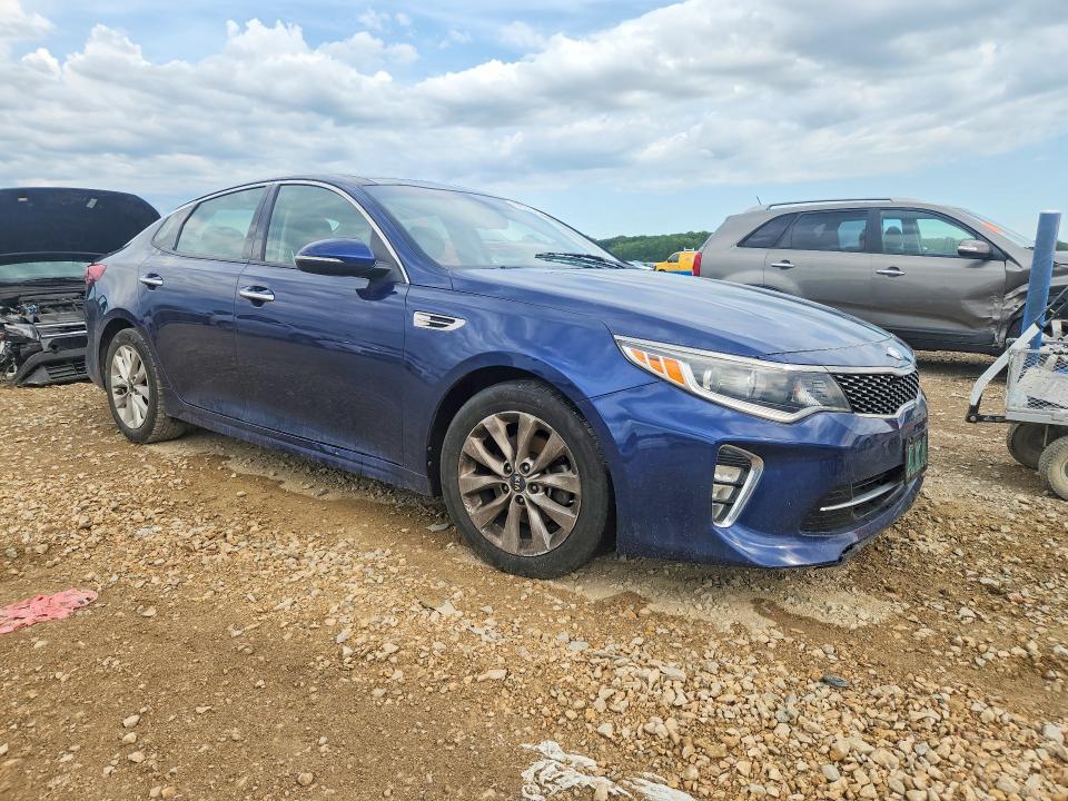 Продажа на аукционе авто 2018 Kia Optima, vin: 5XXGT4L32JG237284, номер лота: 57352546