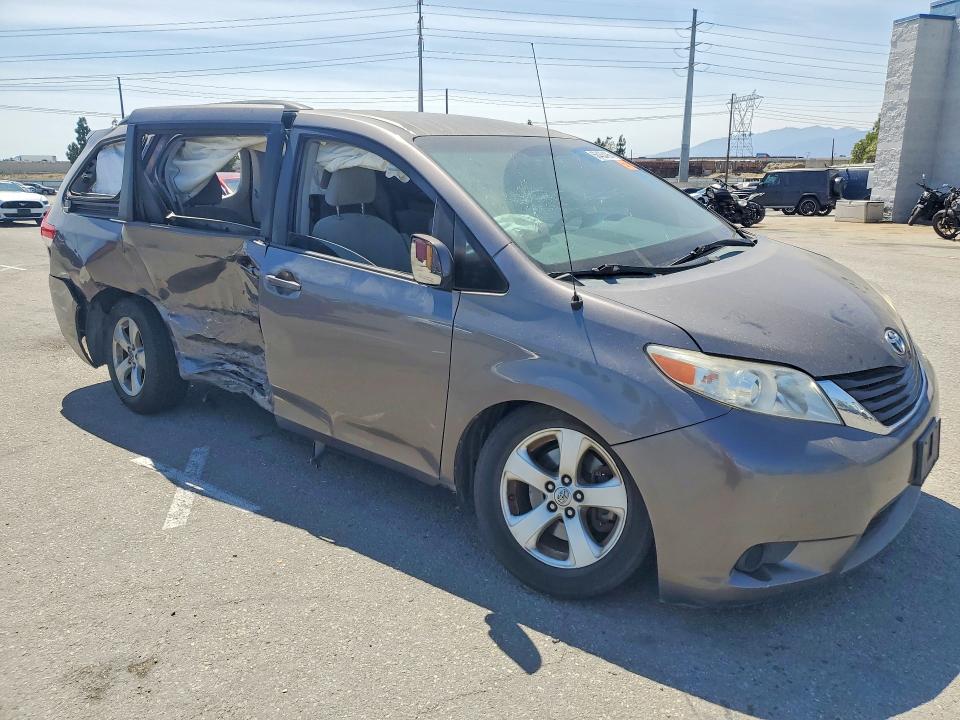 Aukcja sprzedaży 2014 Toyota Sienna, vin: 5TDKK3DC4ES515967, numer aukcji: 56455496