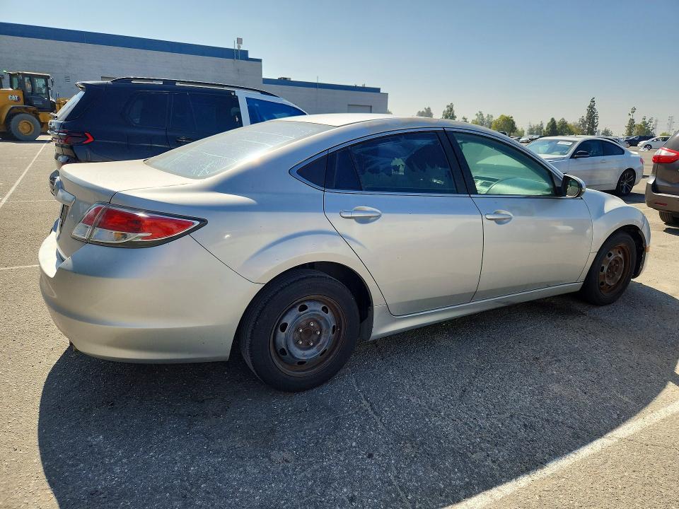 2011 Mazda 6 მანქანა იყიდება აუქციონზე, vin: 1YVHZ8BH7B5M17688, აუქციონის ნომერი: 56445256
