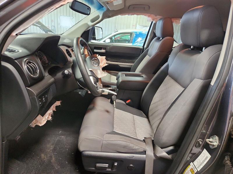 56710886 :رقم المزاد ، 5TFUW5F1XHX587985 vin ، 2017 Toyota Tundra مزاد بيع
