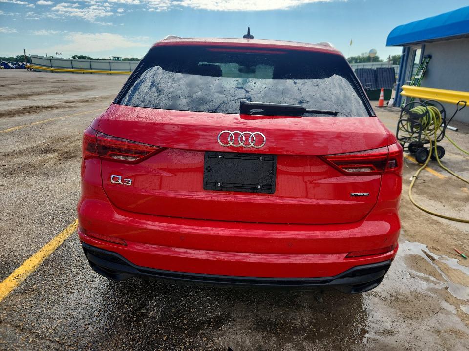 57495356 :رقم المزاد ، WA1DECF32S1059421 vin ، 2025 Audi Q3 مزاد بيع