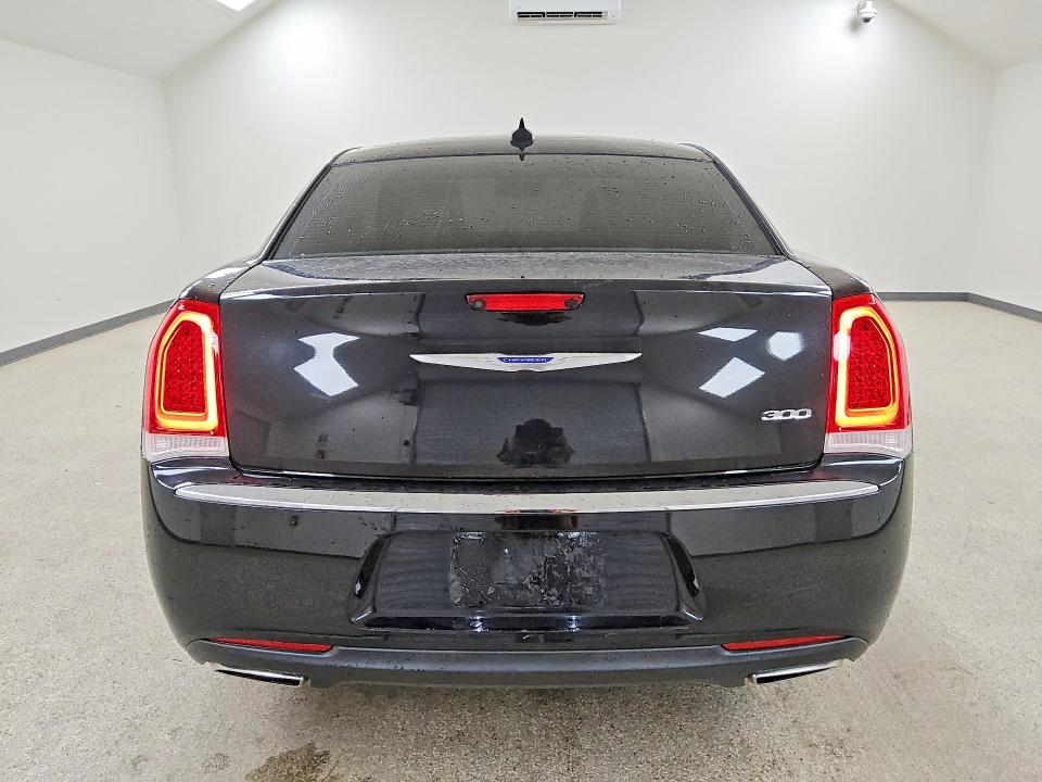 Продаж на аукціоні авто 2019 Chrysler 300, vin: 2C3CCAAG4KH634307, номер лоту: 57942036