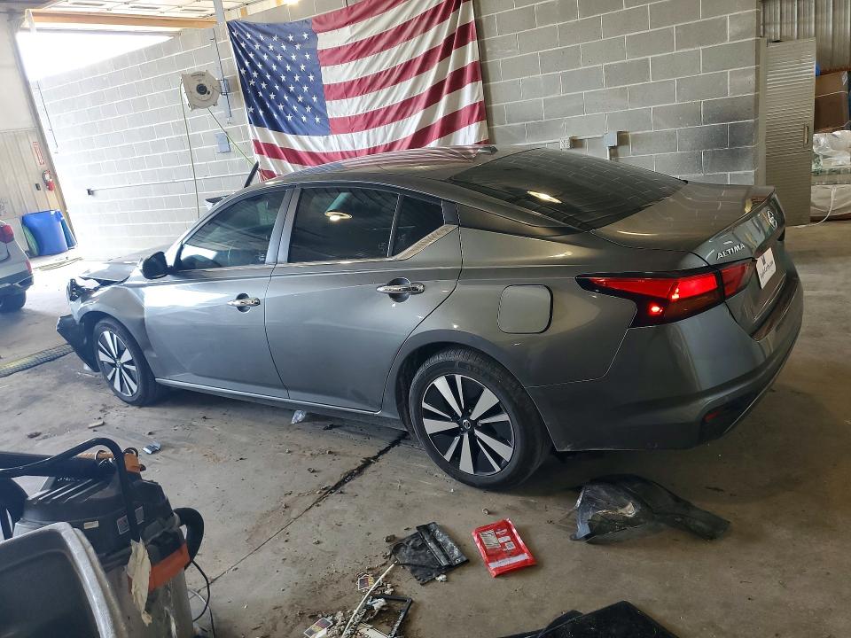 57692016 :رقم المزاد ، 1N4BL4DV3NN380819 vin ، 2022 Nissan Altima مزاد بيع