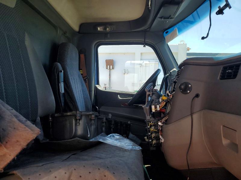 2017 Peterbilt 579 მანქანა იყიდება აუქციონზე, vin: 1NPBLP9X2HD368928, აუქციონის ნომერი: 54790936