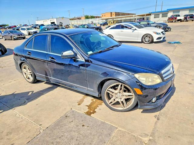 58331976 :رقم المزاد ، WDDGF54XX9F220909 vin ، 2009 Mercedes-benz C مزاد بيع