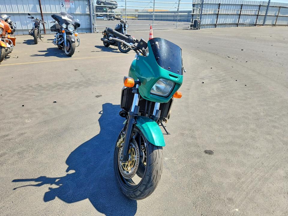 58839876 :رقم المزاد ، JKAZR9A133A027081 vin ، 2003 Kawasaki Zr1200 مزاد بيع