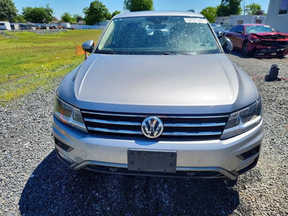 Продажа на аукционе авто 2020 Volkswagen Tiguan, vin: 3VV2B7AXXLM102593, номер лота: 58421606
