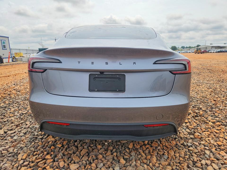 2026 Tesla Model 3 მანქანა იყიდება აუქციონზე, vin: 5YJ3E1EA0TF117816, აუქციონის ნომერი: 58756036