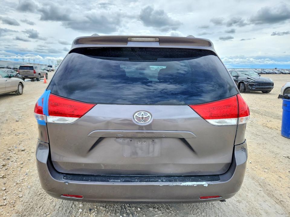 Продаж на аукціоні авто 2011 Toyota Sienna, vin: 5TDKK3DC0BS045836, номер лоту: 57256956