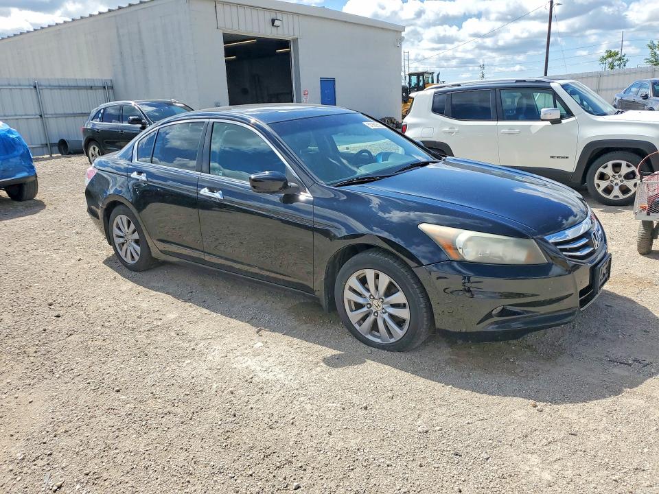 57382526 :رقم المزاد ، 1HGCP3F84BA006809 vin ، 2011 Honda Accord مزاد بيع