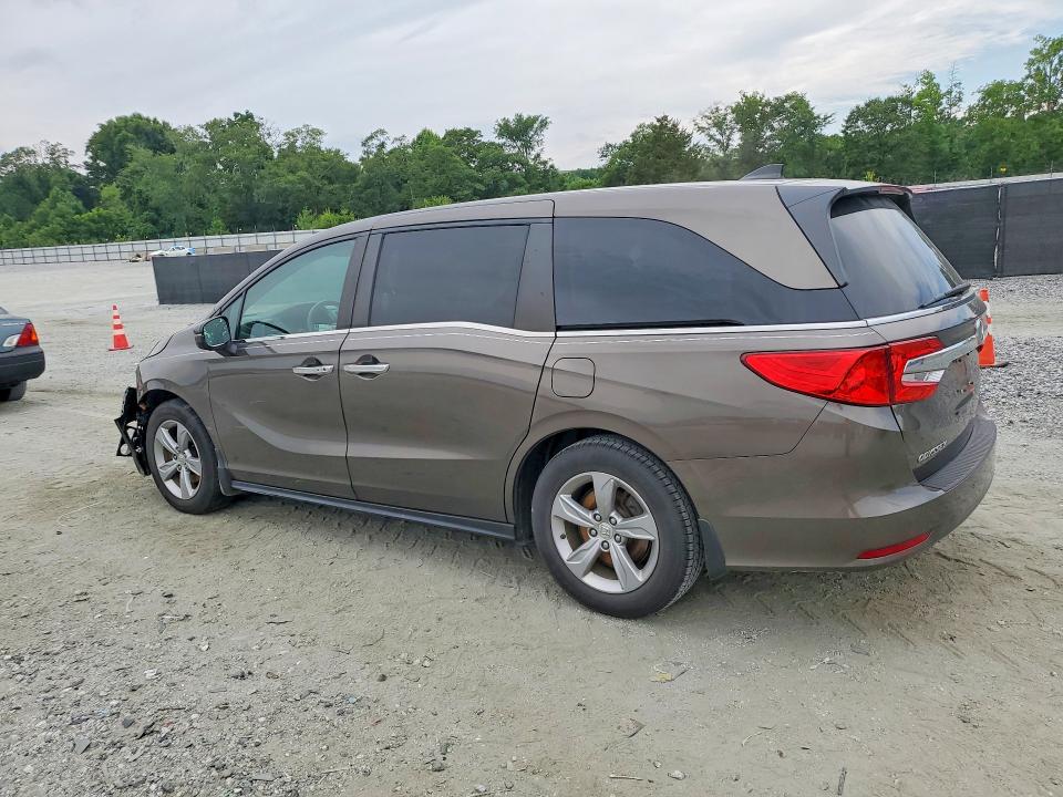 57357486 :رقم المزاد ، 5FNRL6H50JB072479 vin ، 2018 Honda Odyssey مزاد بيع