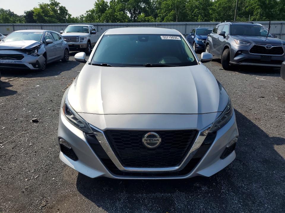 2022 Nissan Altima მანქანა იყიდება აუქციონზე, vin: 1N4BL4DV1NN315581, აუქციონის ნომერი: 55719056