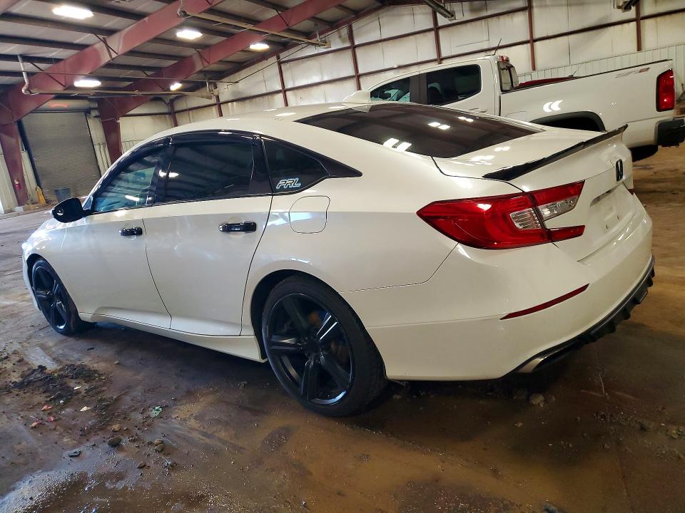 Продажа на аукционе авто 2019 Honda Accord, vin: 1HGCV1F3XKA053339, номер лота: 57118806