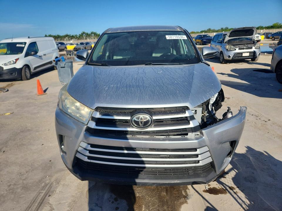 Продаж на аукціоні авто 2017 Toyota Highlander, vin: 5TDZZRFH5HS200296, номер лоту: 58710536