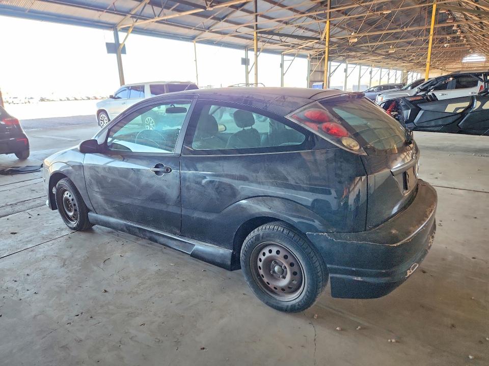 57092316 :رقم المزاد ، 3FAFP31N95R143883 vin ، 2005 Ford Focus مزاد بيع