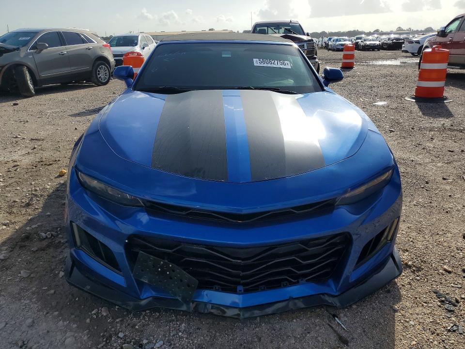 Auction sale of the 2017 Chevrolet Camaro, vin: 1G1FB3DX3H0149939, lot number: 58082756