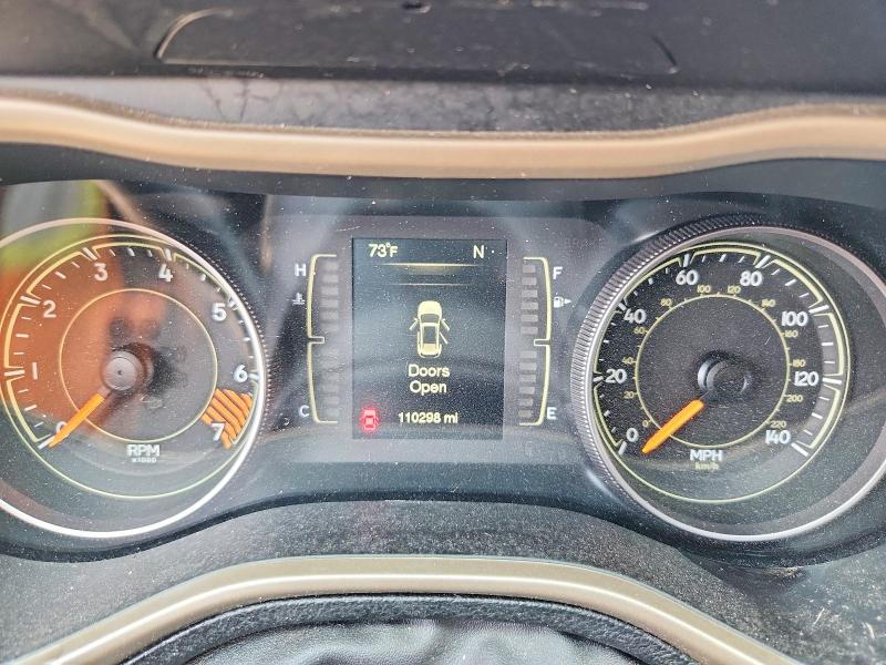 Продажа на аукционе авто 2015 Jeep Cherokee, vin: 1C4PJLCB1FW722383, номер лота: 58845666