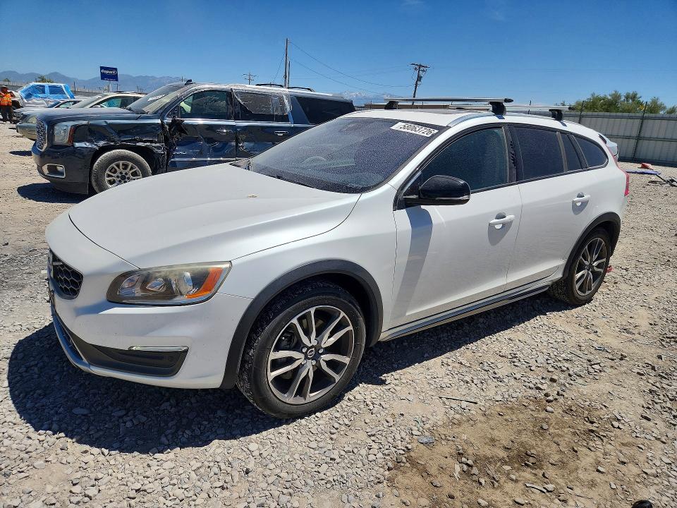 Продажа на аукционе авто 2016 Volvo V60 Cross Country, vin: YV4612HK7G1003343, номер лота: 58063726