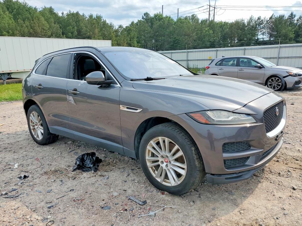 2017 Jaguar F-pace მანქანა იყიდება აუქციონზე, vin: SADCK2BV8HA054264, აუქციონის ნომერი: 58921436