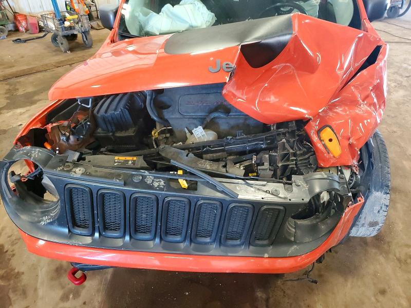 2016 Jeep Renegade მანქანა იყიდება აუქციონზე, vin: ZACCJBCT8GPC61585, აუქციონის ნომერი: 57214946