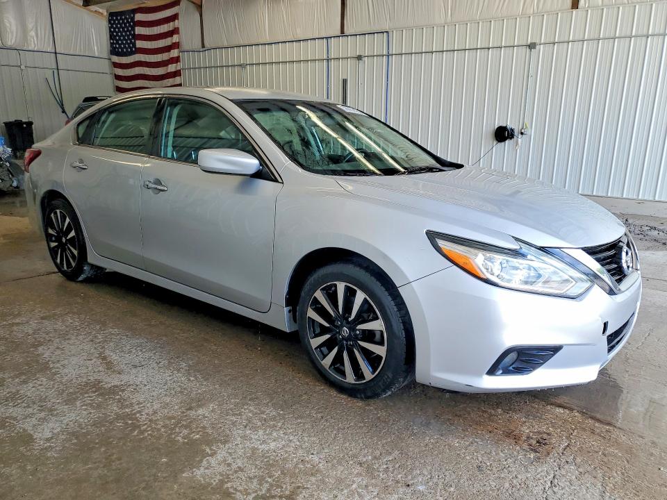 Продаж на аукціоні авто 2018 Nissan Altima, vin: 1N4AL3AP2JC194271, номер лоту: 58862426
