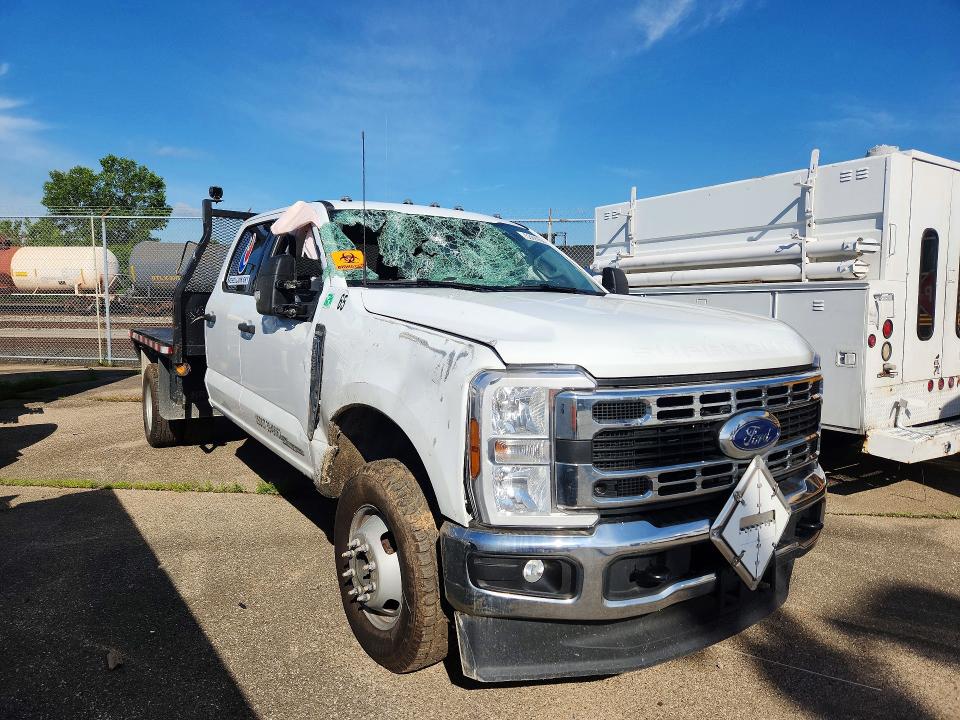 Продажа на аукционе авто 2025 Ford F350, vin: 1FT8W3DT3SED11256, номер лота: 53899846
